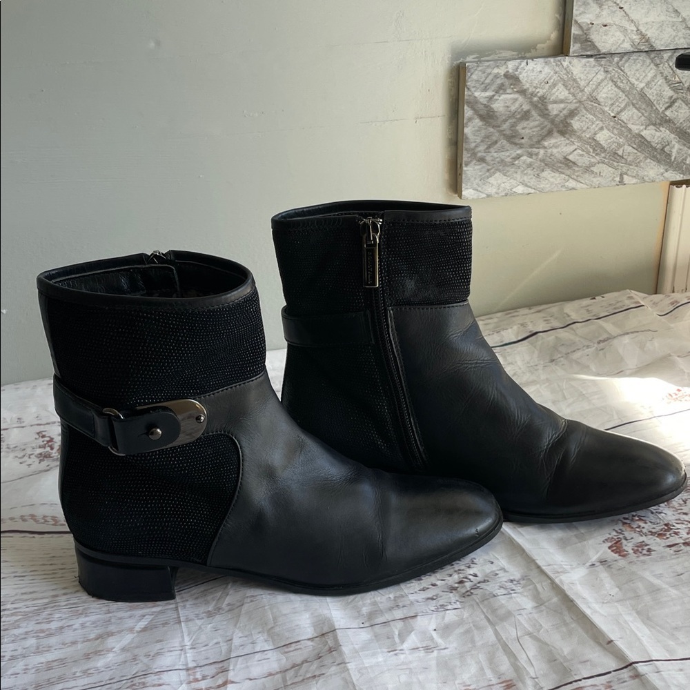 Aquatalia Black Leather Ankle Booties Size 6 - Picture 3 of 9
